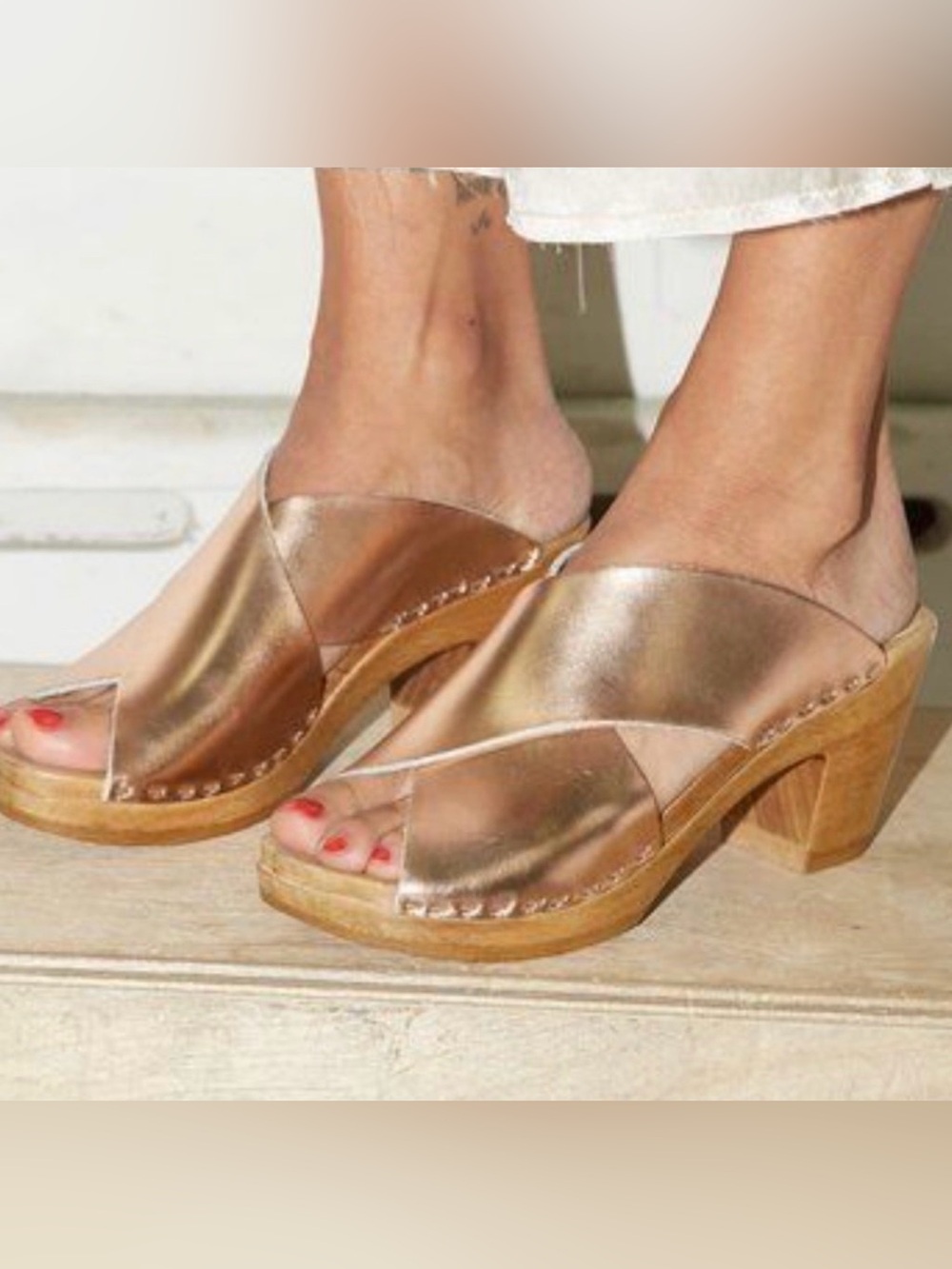 No. 6 Frida Clog Wedge Platform Rose Gold Size 8